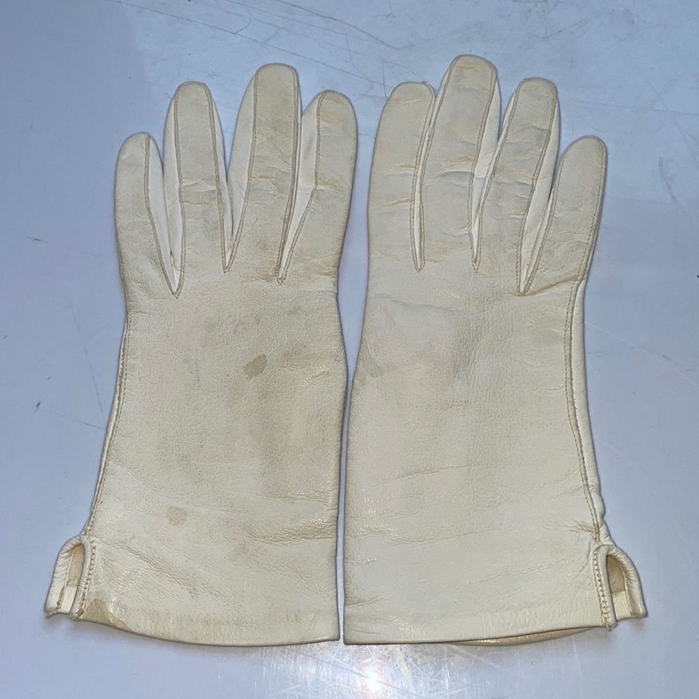 Vintage 50s/60s size 6 off white‎ leather gloves